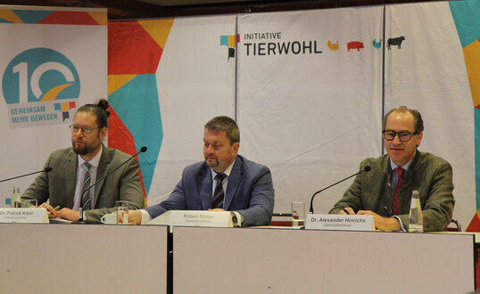 V. l.: Pressesprecher Dr. Patrick Klein und die beiden ITW-Geschftsfhrer Robert Rmer und Dr. Alexander Hinrichs hatten am 16. Januar Fachpresse und langjhrige Wegbegleiter zum alljhrlich stattfindenden Pressefrhstck geladen.