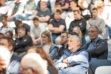 Das Vortragsprogramm des Fachforums war bestens besucht. Das groe Interesse zeigte sich auch an den zahlreichen Fragen aus dem Auditorium an die Referenten.