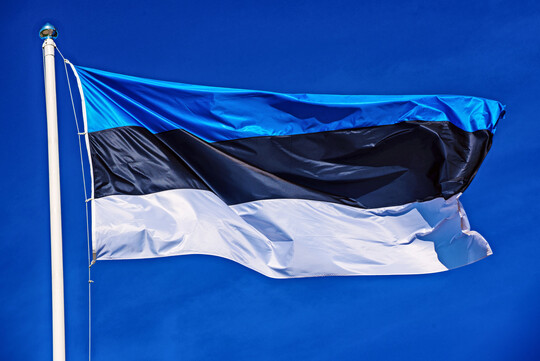In Estland ist der Ausstieg aus der Kfighaltung einmal mehr verschoben worden.