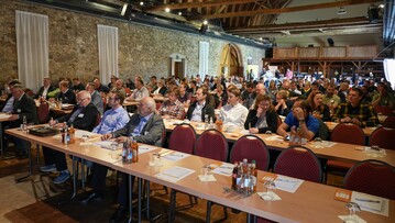 Blick auf die Teilnehmer der 25. Vortragstagung fr Legehennenhalter im KLoster Nimbschen.
