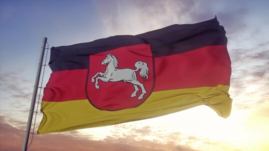 Landvolk-Prsident Hennies vermisst das notwendige Wachstum im kolandbau, um den angestrebten Anteil von 15 % im Jahr 2023 zu erreichen. 