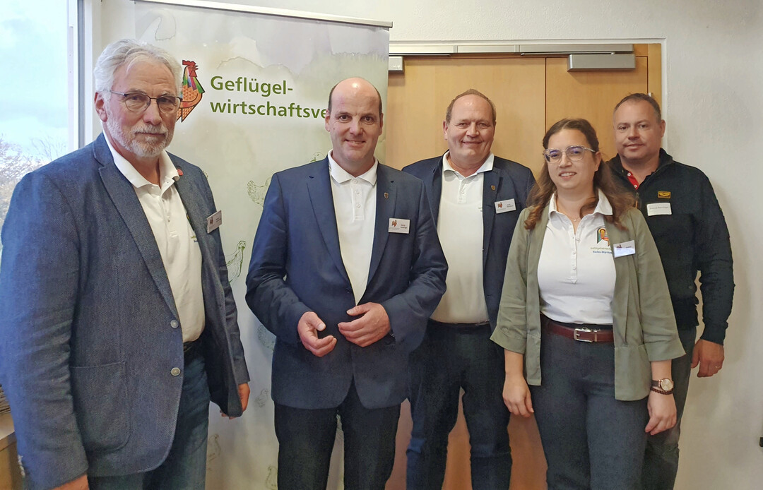 Die Vorstandmitglieder (von links nach rechts): Werner Hackenberger, Georg Heitlinger, Josef Wohlfrom, Andrea Bauer und Marcus Könninger.