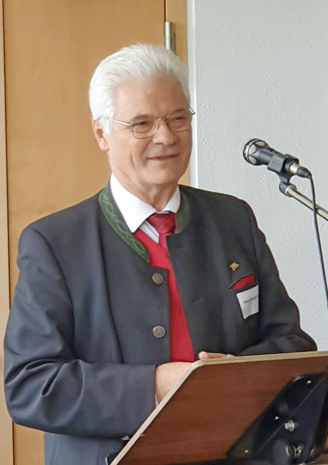 Klaus Burger, Mitglied des Landtags Baden-Württemberg und Vorsitzender des Arbeitskreises Ländlicher Raum, überbrachte die Grüße der CDU-Landtagsfraktion.