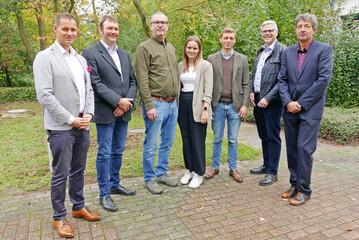 Der Vorstand des GWV NRW mit seiner Geschftsfhrerin (v. l., Bild von 2024): Dr. Simon Schlter, Matthias Meckmann, Christoph Johanngieseker, Charlotte Wilmes, Antonius Diekmann, Hans Rhmling, Burkhard Brinkschulte - es fehlt Marco Hennes. Aufgrund der aktuellen AI-Situation und des damit verbundenen Online-Treffens war ein aktuelles Gruppenfoto leider nicht mglich. 
