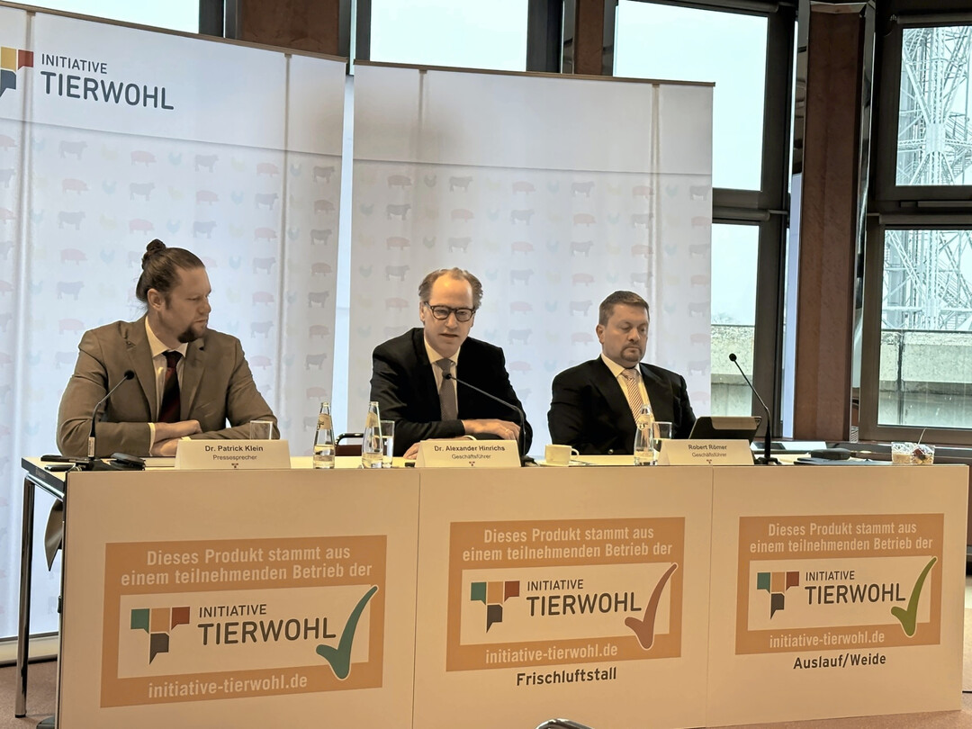 Pressekonferenz der ITW am 15. Januar in Berlin, v. l.: Pressesprecher Dr. Patrick Klein sowie die Gesch�ftsf�hrer Dr. Alexander Hinrichs und Robert R�mer.