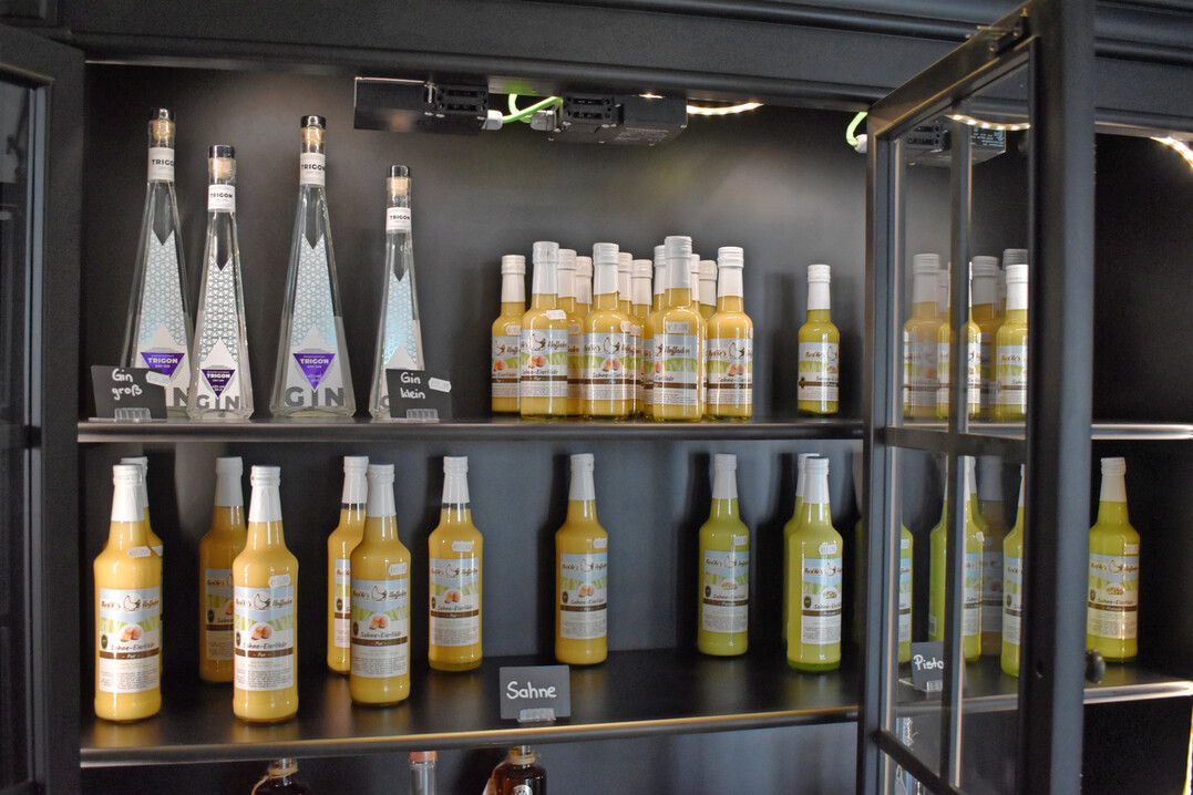 Lik�re und Spirituosen im Sortiment. Sie erweitern das Angebot f�r die Direktvermarktung.