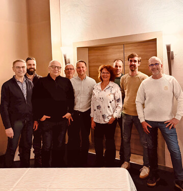 Der neu gew�hlte Vorstand und die Kassenpr�fer des GWV Saarland: Markus Joseph, Daniel Hubertus, Gerd Lorson, Alwin Rock, Martin Kraemer, Helga Futterknecht, Martin Zenner, Kevin Tintinger und Andreas Feld (v.l.n.r.).