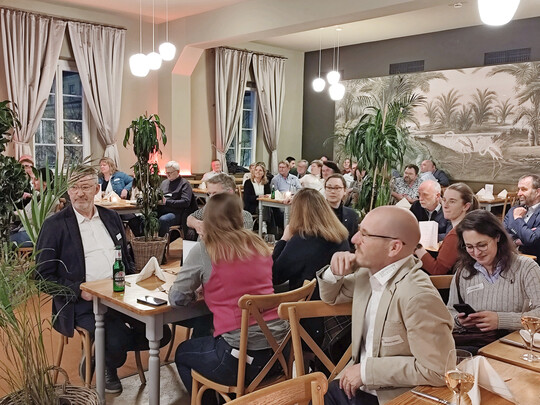 Geselliges Beisammensein am Vorabend der WPSA-Fr�hjahrstagung, diesmal im Cafe Reiter in M�nchen.