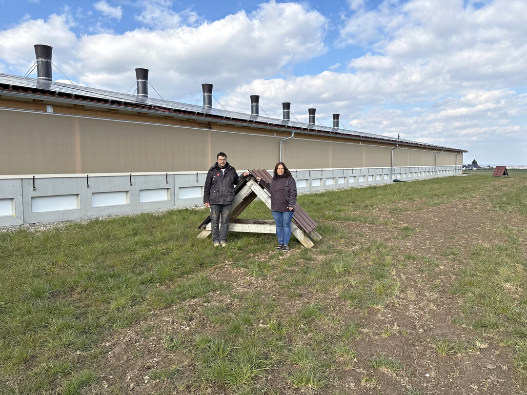 Die Schelkles betreiben eine moderne Bioh�hnchenmast im S�den Baden-W�rttembergs. 