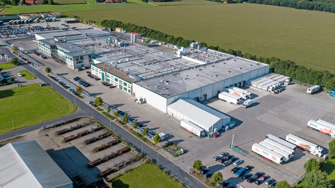 Heidemark will nach dem Einstieg von Boparan und Storteboom gezielt wachsen statt Strukturen zusammenzulegen. Neben der Pute baut Heidemark vor allem das H�hnchengesch�ft aus und setzt im Handel st�rker auf verarbeitete Produkte.