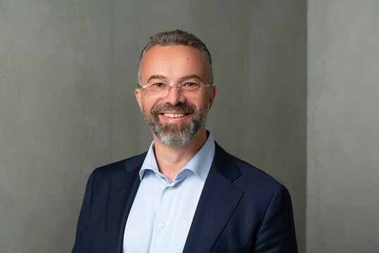 Amil Hota wird neuer Kommunikationsleiter bei der Informationsgemeinschaft Deutsches Geflügel (IDEG).