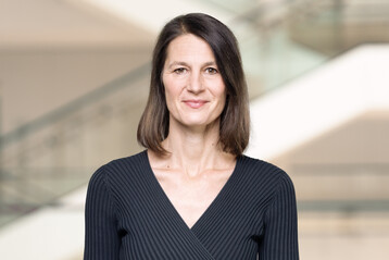 Die niederschsische Ministerin fr Ernhrung, Landwirtschaft und Verbraucherschutz Miriam Staudte besuchte am Tag des offenen Hofes den landwirtschaftlichen Betrieb Wilking in Holtrup und informierte sich ber die Putenhaltung.