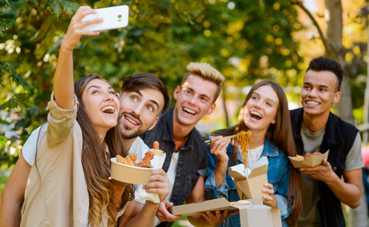 Knapp 50 % der Studienteilnehmer essen am hufigsten Geflgelfleisch, gefolgt von Rindfleisch, das von 24 % der Teilnehmer bevorzugt wird.