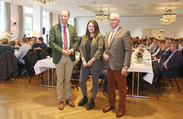 V. l.: Dr. Alexander Hinrichs (QS), Dr. Juliane Menzel (BfR) und NGW-Vorsitzender Friedrich-Otto Ripke.