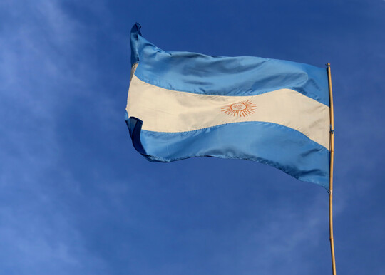 Im Februar 2023 traf die hochansteckende Avire Influenza (HPAI) erstmals Argentinien und beeintrchtigte die Geflgelexporte massiv.