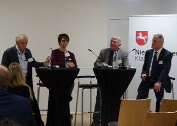 Die Arbeitsgemeinschaft Deutscher Tierzchter (ADT) veranstaltete einen Parlamentarischen Abend am 24. Oktober 2022 in der Vertretung des Landes Niedersachsen bei der EU in Brssel.