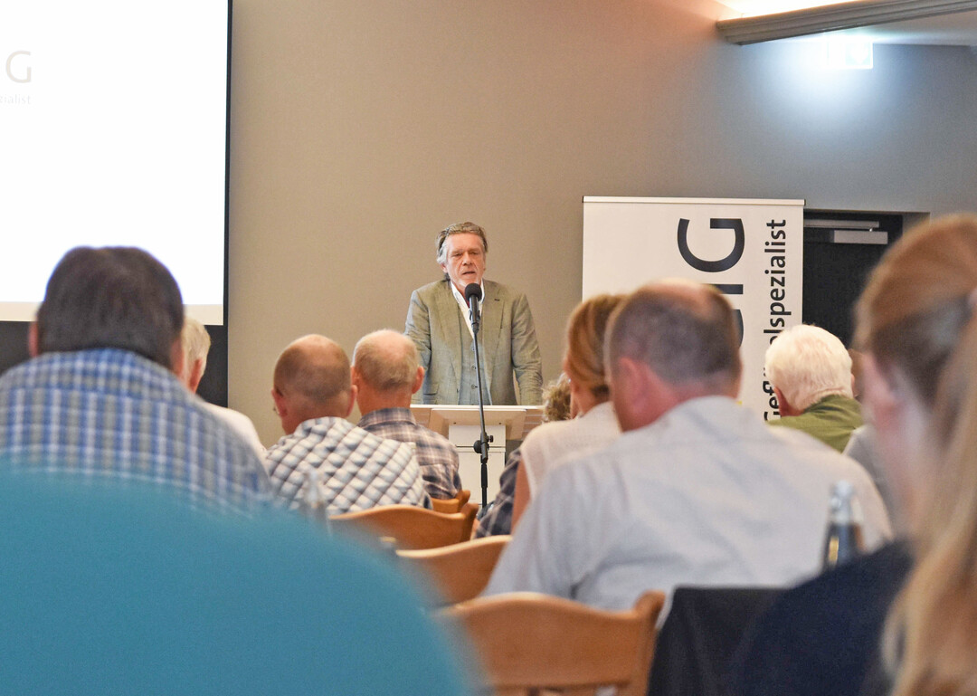Journalist und Autor Dr. Hajo Schumacher nahm das Publikum mit auf einen spannenden Exkurs in die Agrarpolitik.