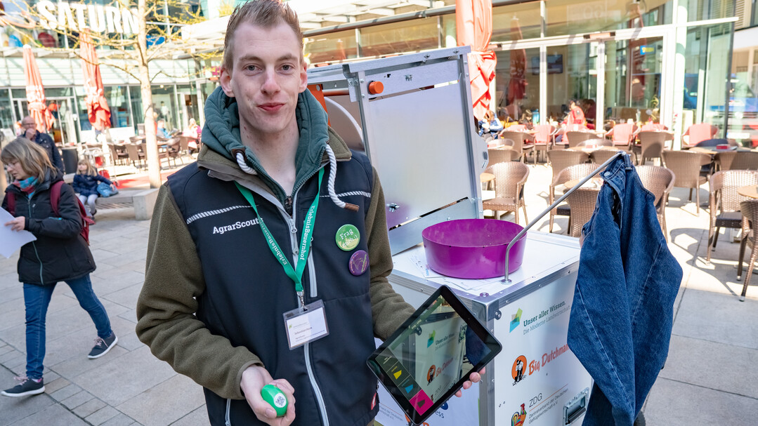 GeflgelMobil on Dialog-Tour mit AgrarScout Sebastian Horn.