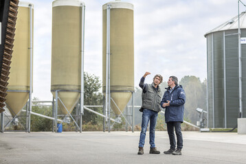 Kommt bald das Insekten-Futter fr Geflgel? Das Unternehmen ForFarmers testet in den Niederlanden Insekten-Mischfutter in Geflgelbetrieben.