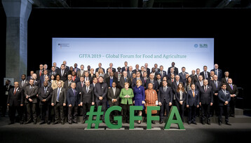 Auftaktkonferenz des GFFA in Berlin zum Thema Digitalisierung in der Landwirtschaft mit Bundeskanzlerin Angela Merkel.