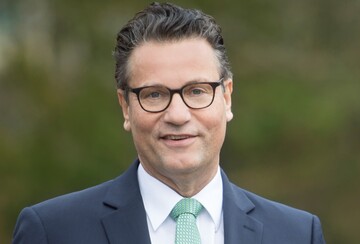 Peter Hauk MdL ist Minister fr Ernhrung, Lndlichen Raum und Verbraucherschutz in Baden-Wrttemberg.