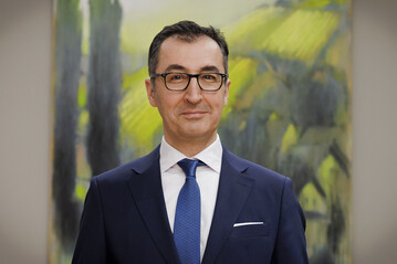 Bundesminister Cem zdemir hat den Agrarpolitischen Bericht dem Deutschen Bundestag vorgelegt.