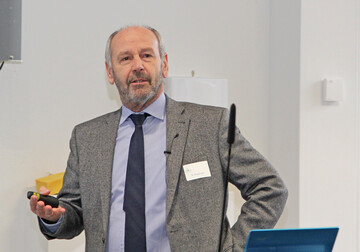 Prof. Rudolf Preisinger von der EW Group warnte auf dem Osnabrcker Geflgelsymposium vor nationalen Insellsungen.