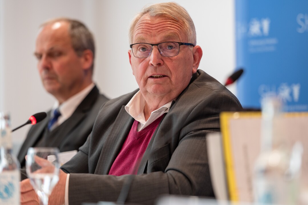 25 Jahre Agrarminister in Mecklenburg-Vorpommern und kein bisschen leise - Dr. Till Backhaus.