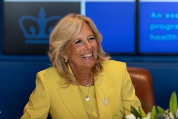 Am World-Egg-Day besuchte die First Lady Jill Biden einen Legehennenbetrieb in Ohio.