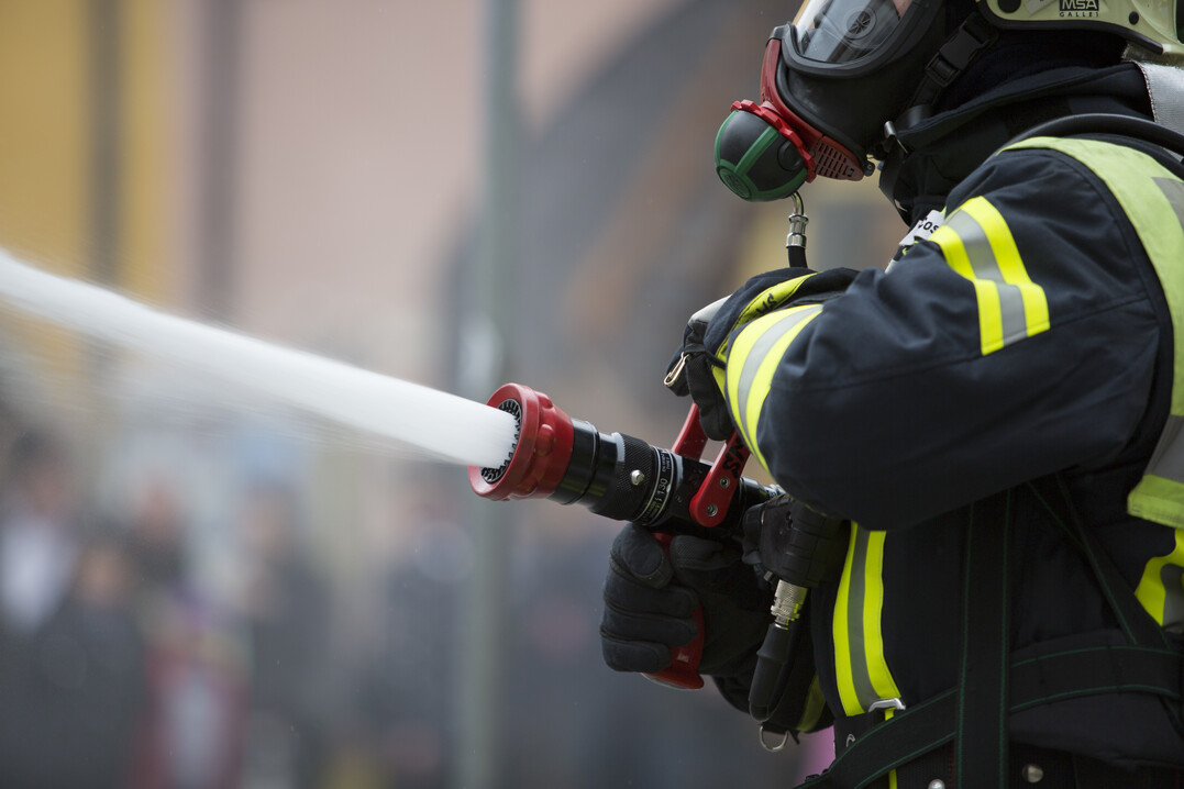 Im Landkreis Cloppenburg brannte ein Putenbetrieb und die Feuerwehr musste ausrücken.