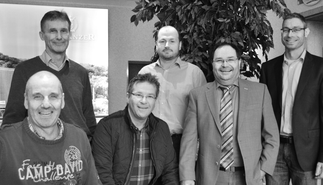 Bei der Mitgliederversammlung wurde der gesamte Vorstand wiedergewählt, einschließlich des ersten Vorsitzenden Guido Andres (2. v.r.).