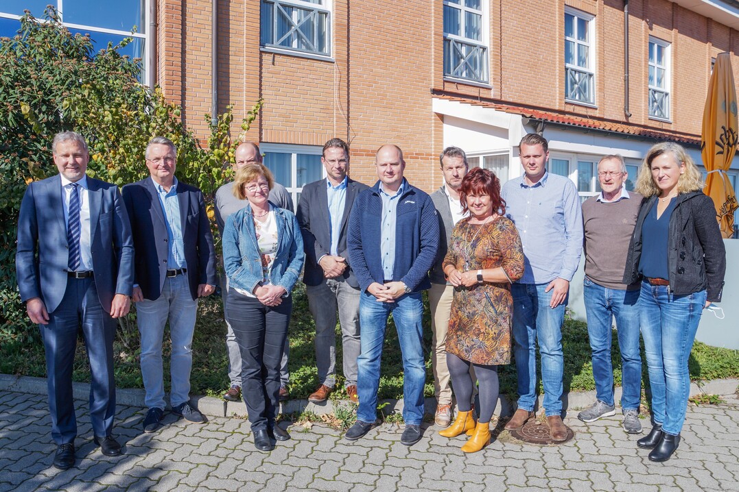 Vorstandsvorsitzender Hartmut Lohse (l.) mit seinem Vorstandsteam.