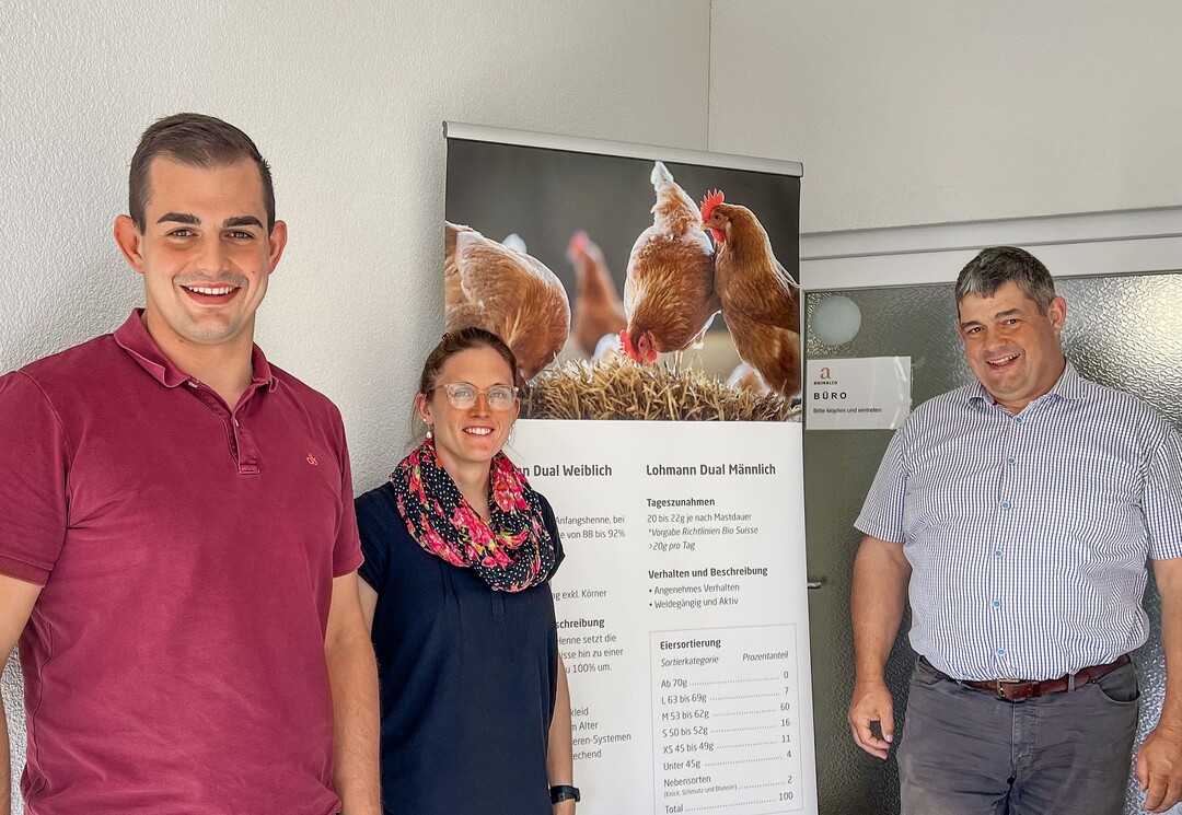 Andreas Döbeli, Sabine Müller und Magnus Döbeli sind stolz auf die bisherige Zuchtarbeit.
